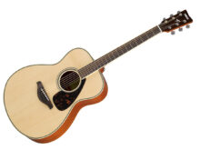 ヤマハ　アコースティックギター　FS820