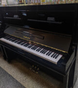 中古アップライトピアノ　YAMAHA U30A