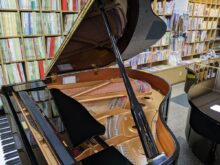 中古グランドピアノ YAMAHA C1