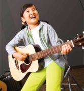 ジュニアスクール　ギター（ヤマハ音楽教室）